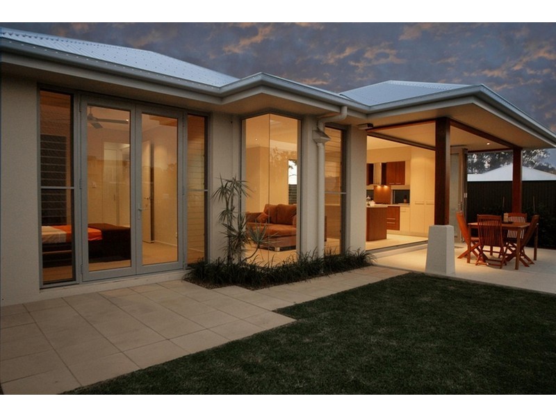 17 Harmony Avenue, Urraween QLD 4655