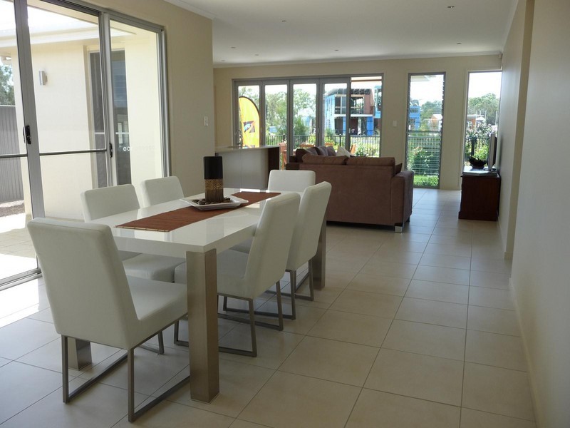 17 Harmony Avenue, Urraween QLD 4655