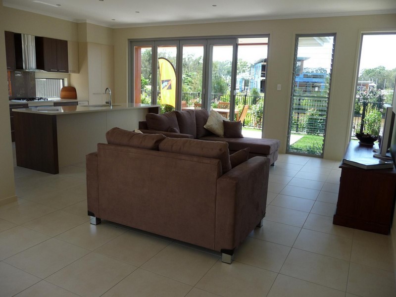17 Harmony Avenue, Urraween QLD 4655