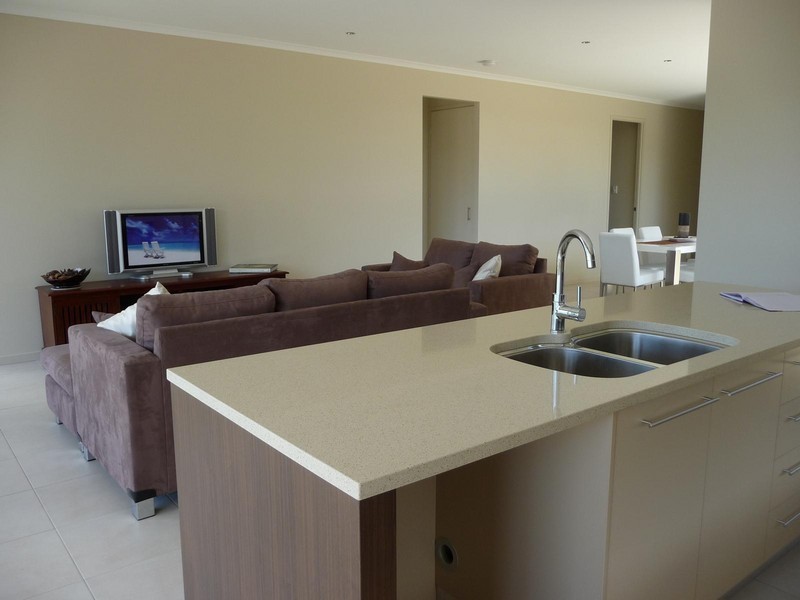 17 Harmony Avenue, Urraween QLD 4655