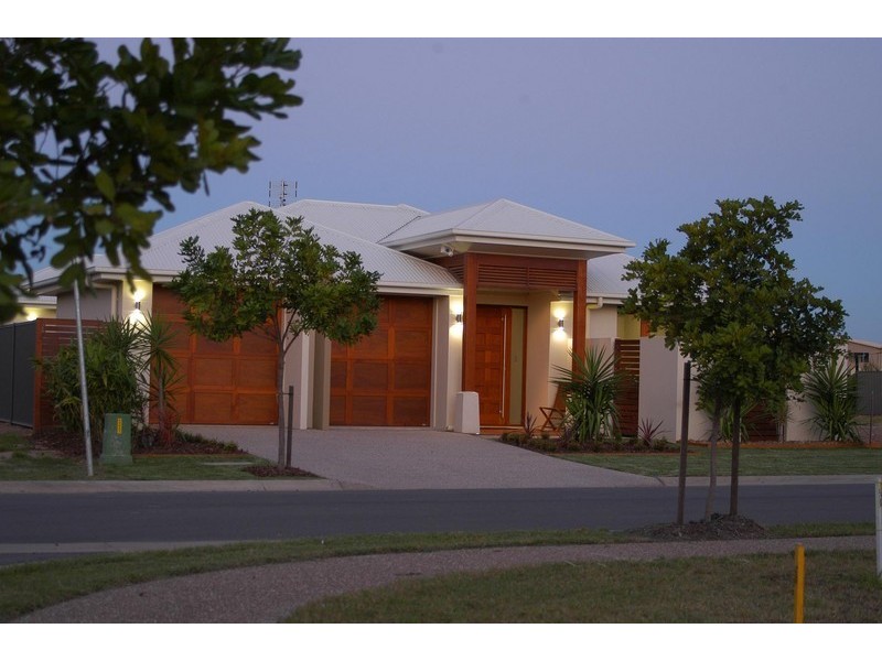 17 Harmony Avenue, Urraween QLD 4655