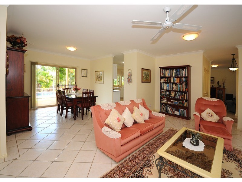 22 Stormy Rise, River Heads QLD 4655