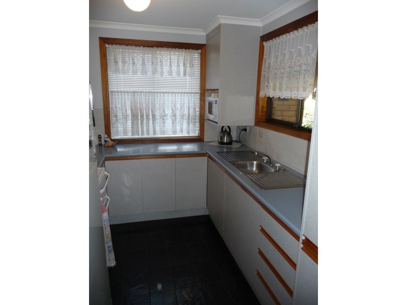 5 Limpus Street, Urangan QLD 4655