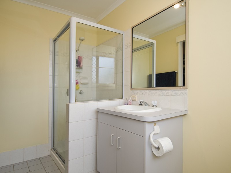 7  Cochrane Court, Torquay QLD 4655
