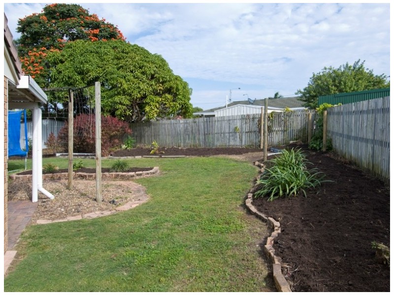 7  Cochrane Court, Torquay QLD 4655