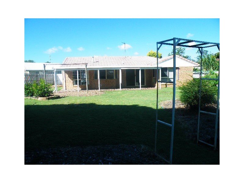 7  Cochrane Court, Torquay QLD 4655