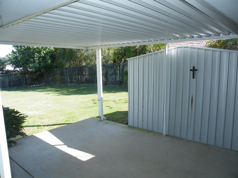 45 Bunker Ave, Urraween QLD 4655