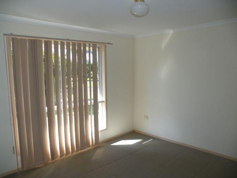 45 Bunker Ave, Urraween QLD 4655