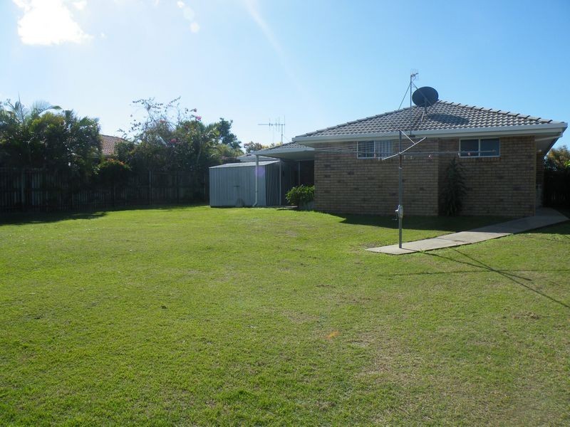 45 Bunker Ave, Urraween QLD 4655