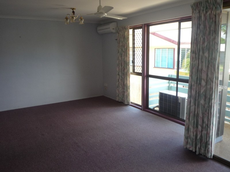 2/20 Cypress Street, Torquay QLD 4655