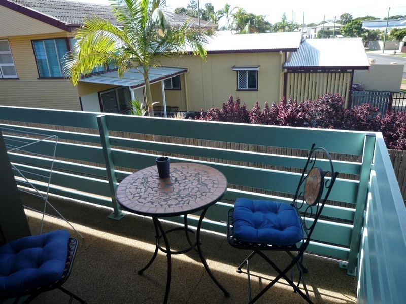2/20 Cypress Street, Torquay QLD 4655
