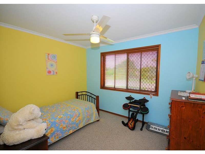 15 Southerden Street, Torquay QLD 4655