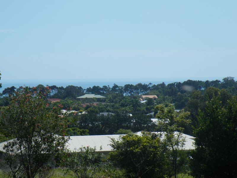 22 Azure Court, Dundowran Beach QLD 4655