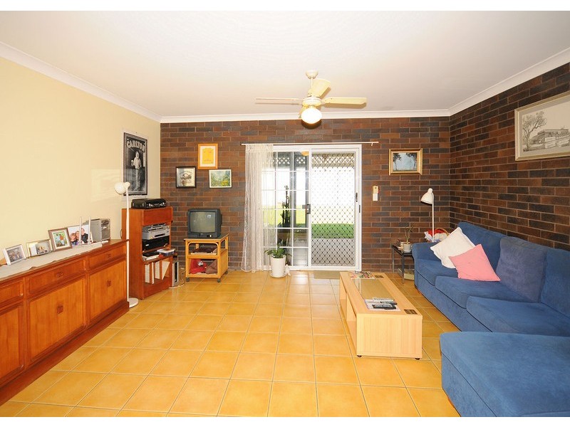 39 Vanda Street, Urangan QLD 4655