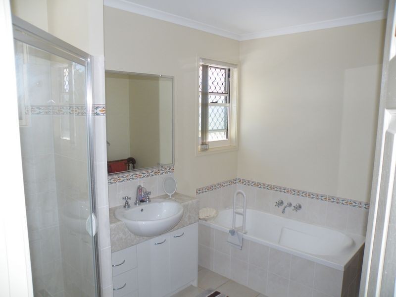 110/34 Elizabeth Street, Urangan QLD 4655