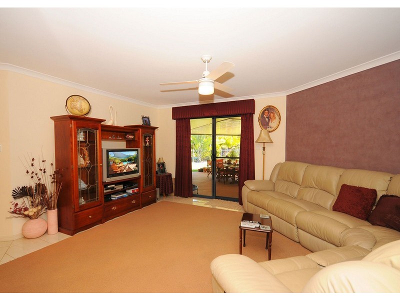 14 Kingston Close, Wondunna QLD 4655