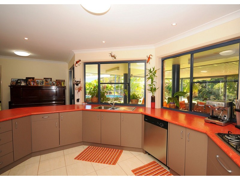 14 Kingston Close, Wondunna QLD 4655