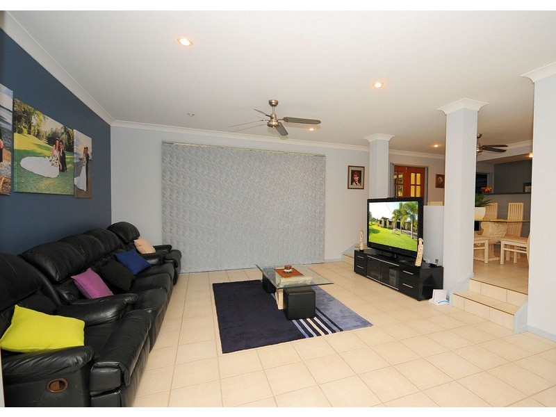 2 Waigani Avenue, Kawungan QLD 4655