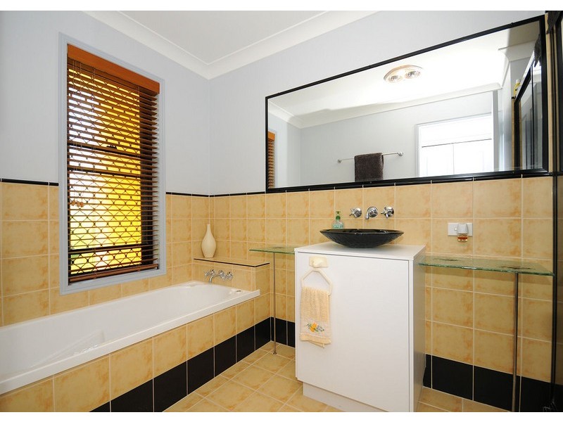 2 Waigani Avenue, Kawungan QLD 4655