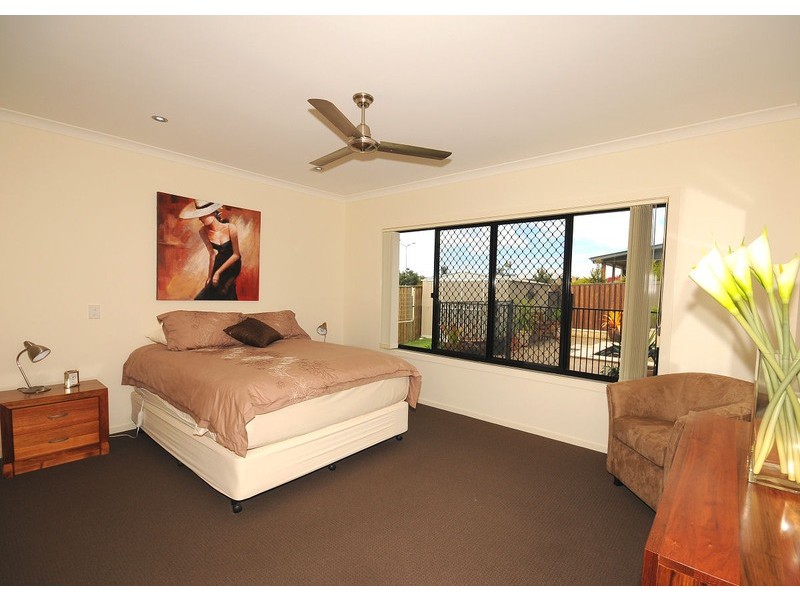 4 Bay Park Road, Wondunna QLD 4655