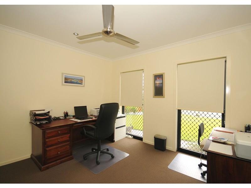 4 Bay Park Road, Wondunna QLD 4655