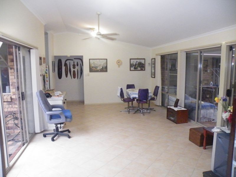 9 Woodland Close, Torquay QLD 4655