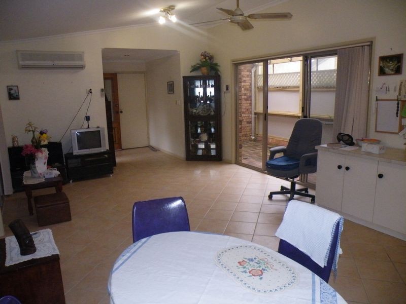 9 Woodland Close, Torquay QLD 4655