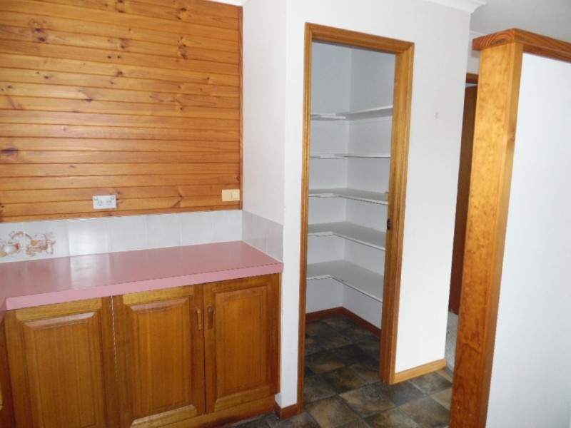 37 William Street, Urangan QLD 4655