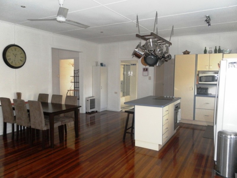 26 Ladbroke Crescent, Urangan QLD 4655