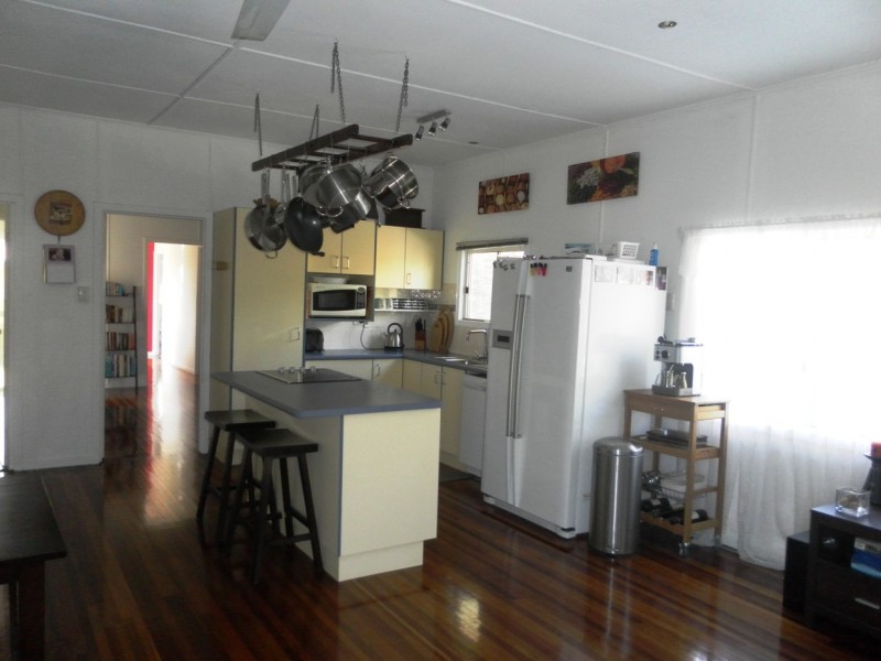 26 Ladbroke Crescent, Urangan QLD 4655