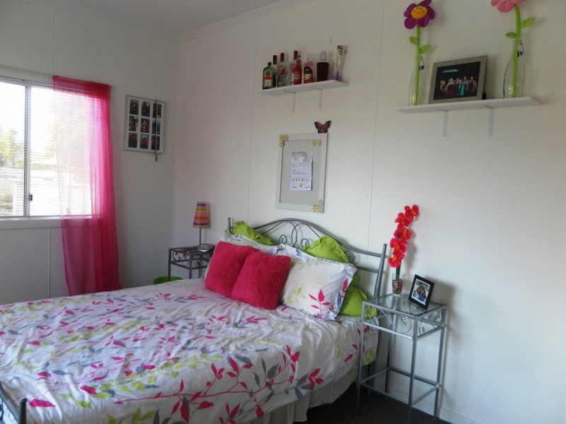 26 Ladbroke Crescent, Urangan QLD 4655