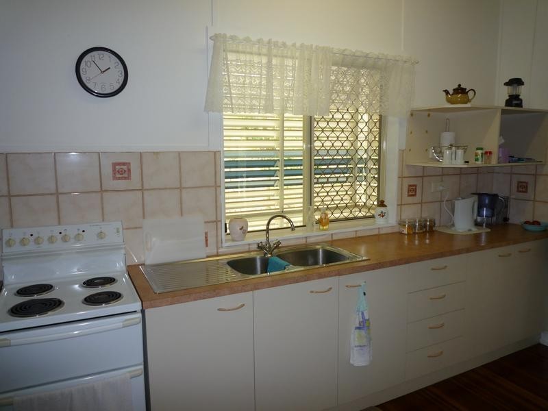43 Pulgul Street, Urangan QLD 4655