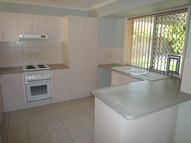 26 Acacia Street, Point Vernon QLD 4655
