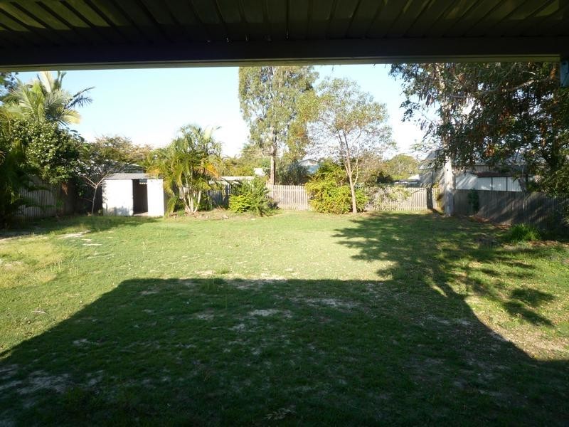 26 Acacia Street, Point Vernon QLD 4655