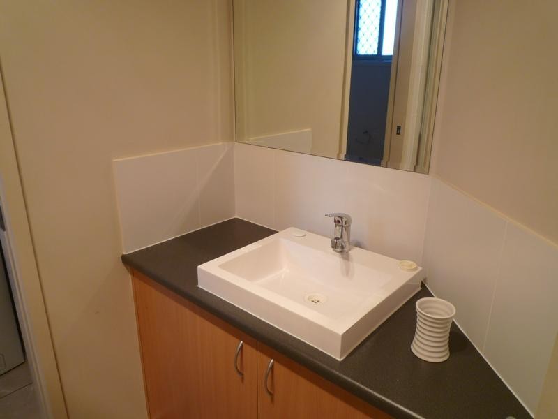 27/1 Ibis Bvd, Eli Waters QLD 4655