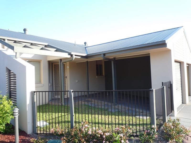 27/1 Ibis Bvd, Eli Waters QLD 4655