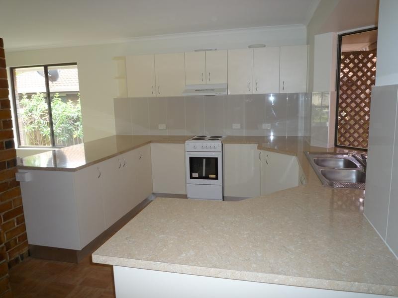 16 Hastings Street, Pialba QLD 4655