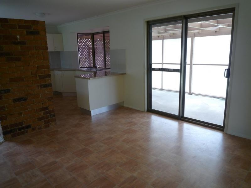 16 Hastings Street, Pialba QLD 4655