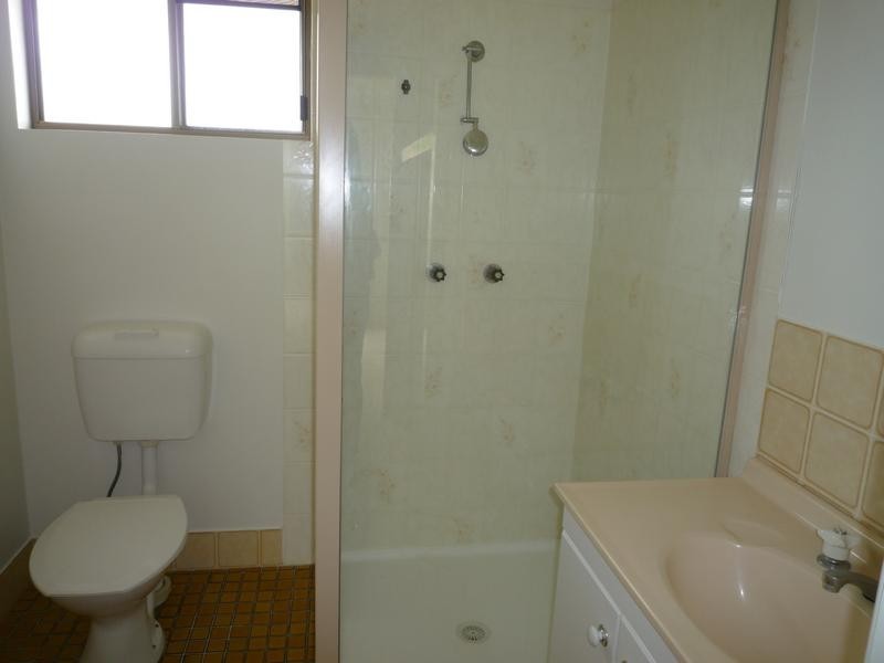 16 Hastings Street, Pialba QLD 4655