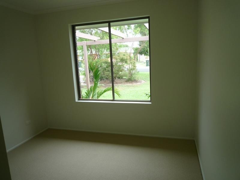 16 Hastings Street, Pialba QLD 4655