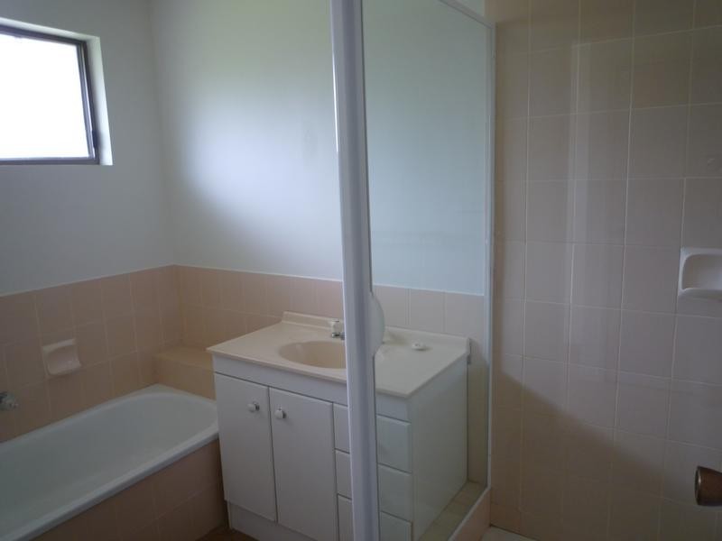 16 Hastings Street, Pialba QLD 4655