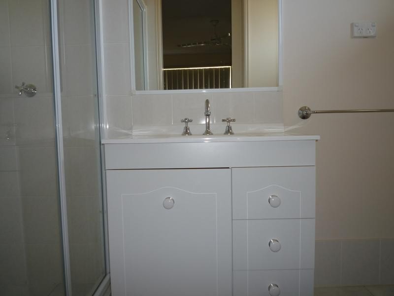 4 Sirius Court, Eli Waters QLD 4655