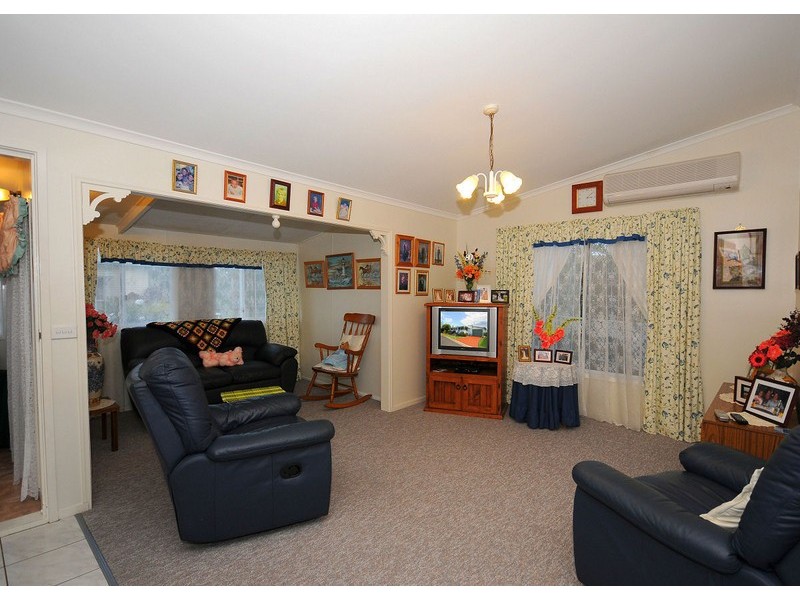 24 Wisteria Drive, Eli Waters QLD 4655