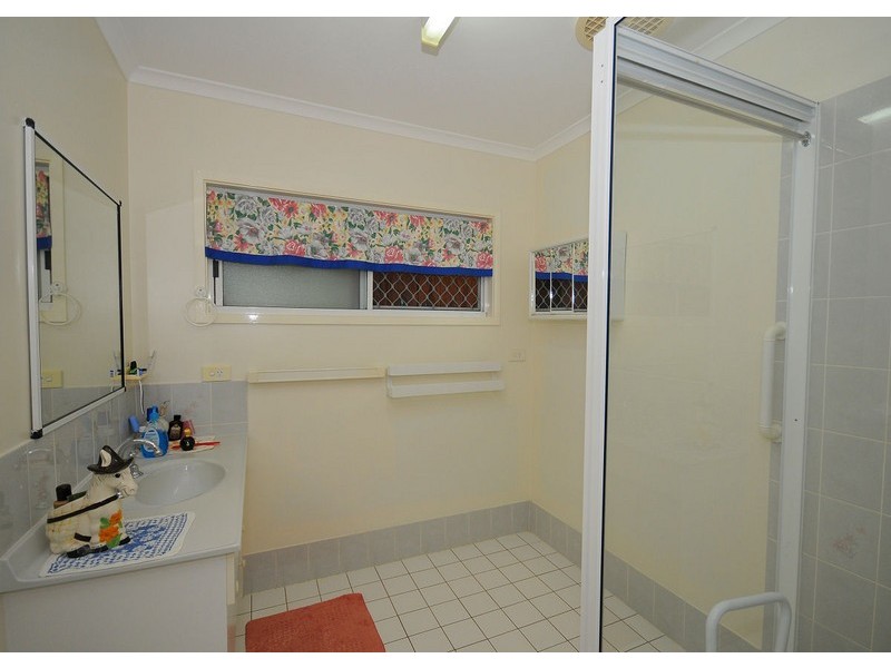 24 Wisteria Drive, Eli Waters QLD 4655