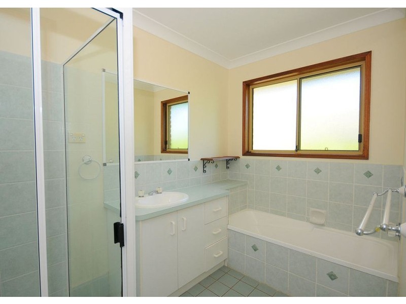 5 Wattlebird Lane, Eli Waters QLD 4655