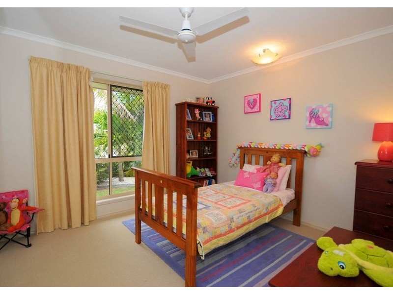 10 Seaside Circuit, Toogoom QLD 4655