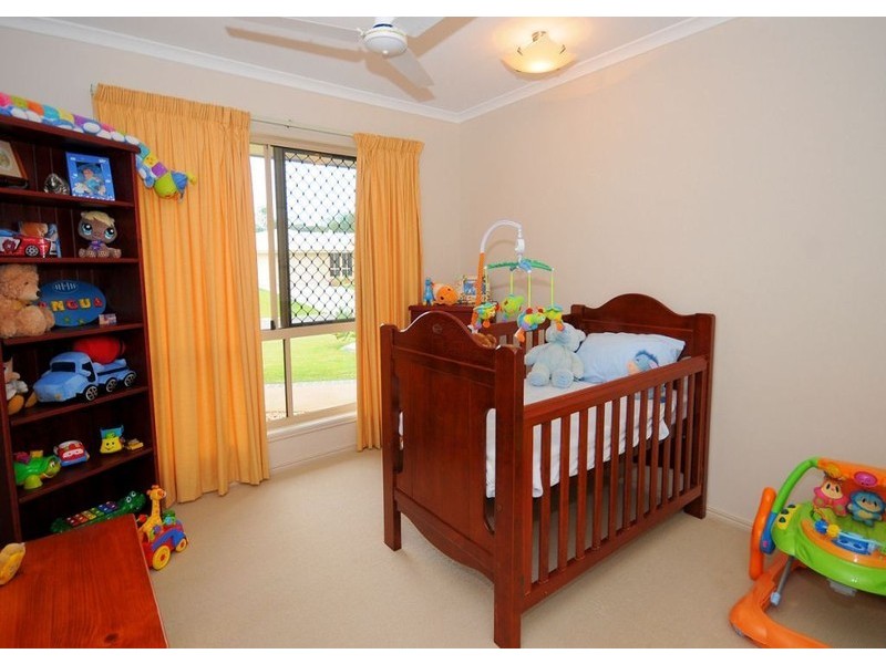 10 Seaside Circuit, Toogoom QLD 4655