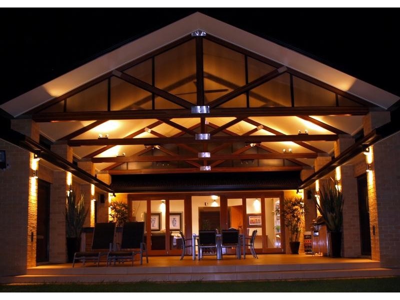 27 Pelican Avenue, Booral QLD 4655