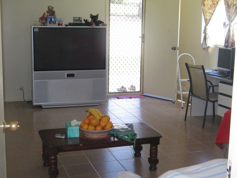2 Dolphin Avenue, Booral QLD 4655