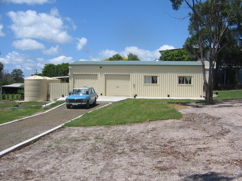 2 Dolphin Avenue, Booral QLD 4655